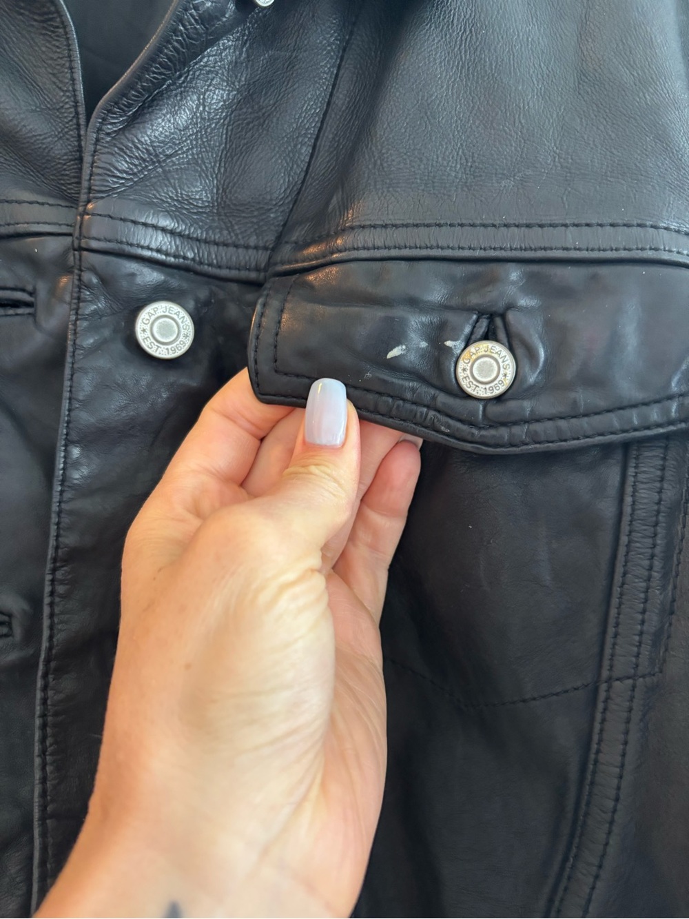 GAP vintage Black Leather Bomber Jacket - Picture 4 of 5